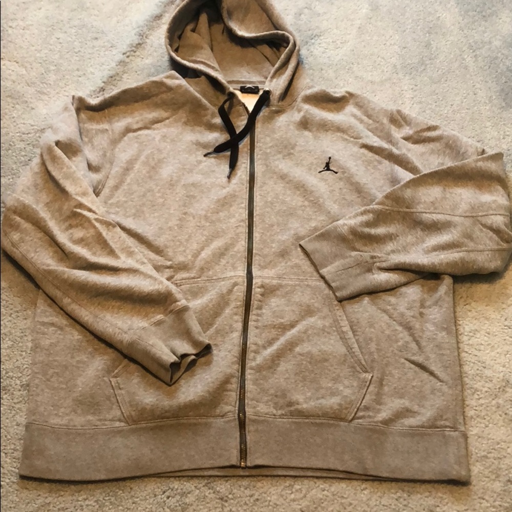 Michael Jordan “jump man” hoodie